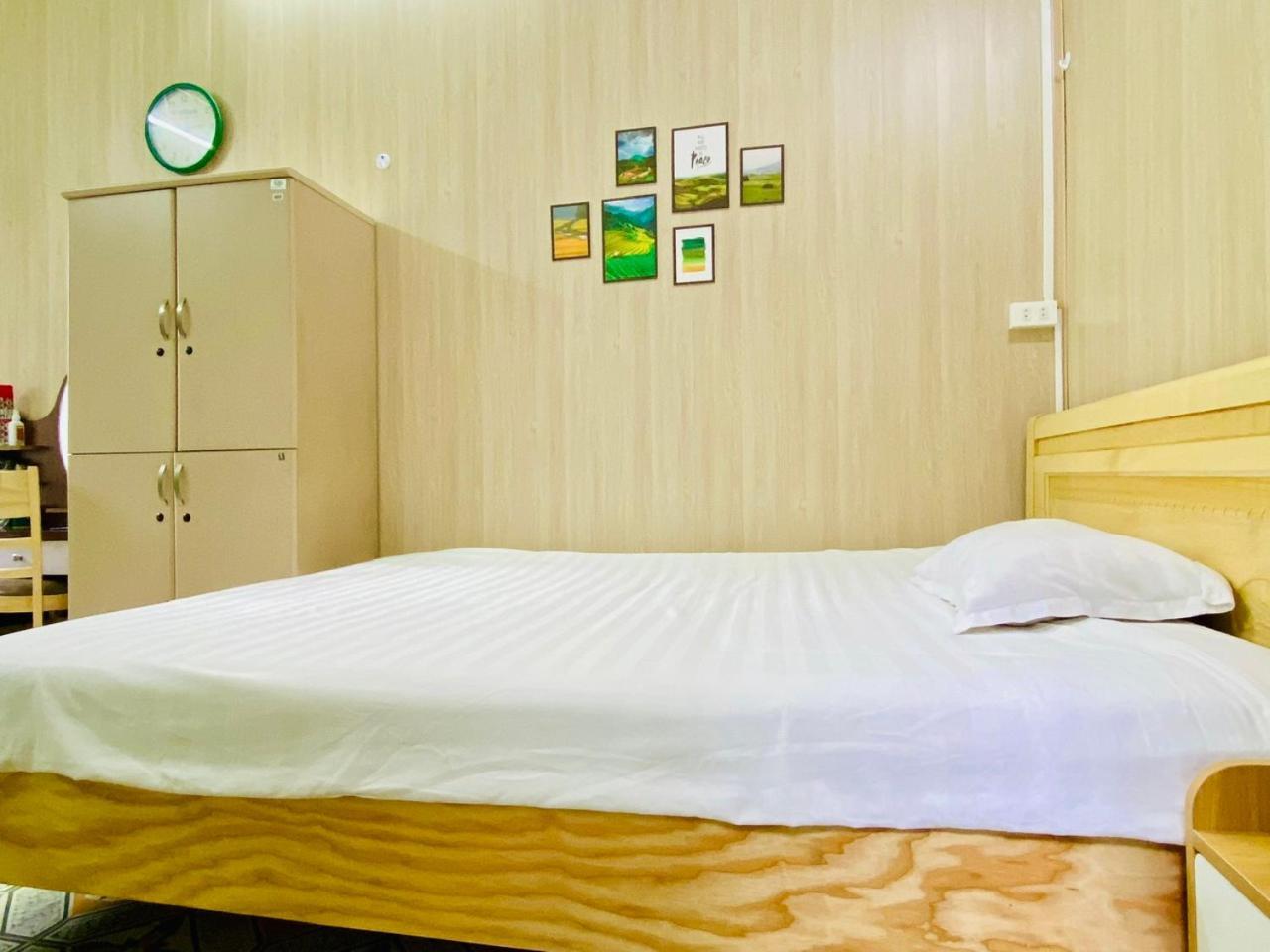 Cozy Homestay With Large Bed, Private Bathroom, Large Balcony Ανόι Εξωτερικό φωτογραφία