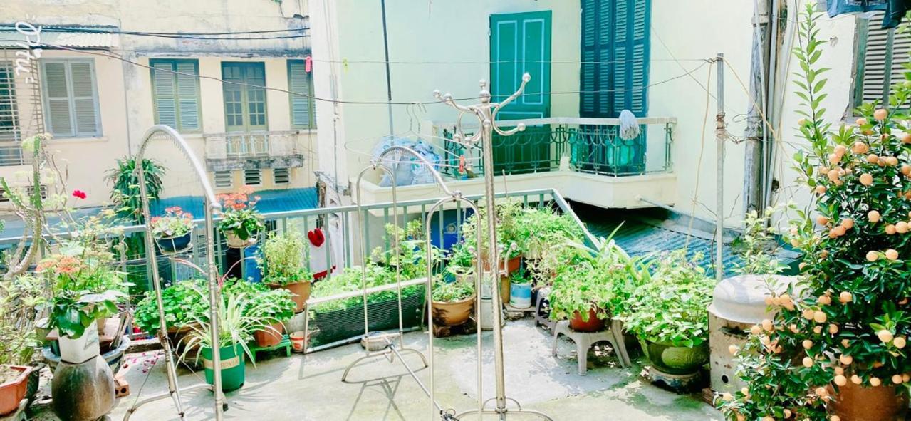 Cozy Homestay With Large Bed, Private Bathroom, Large Balcony Ανόι Εξωτερικό φωτογραφία