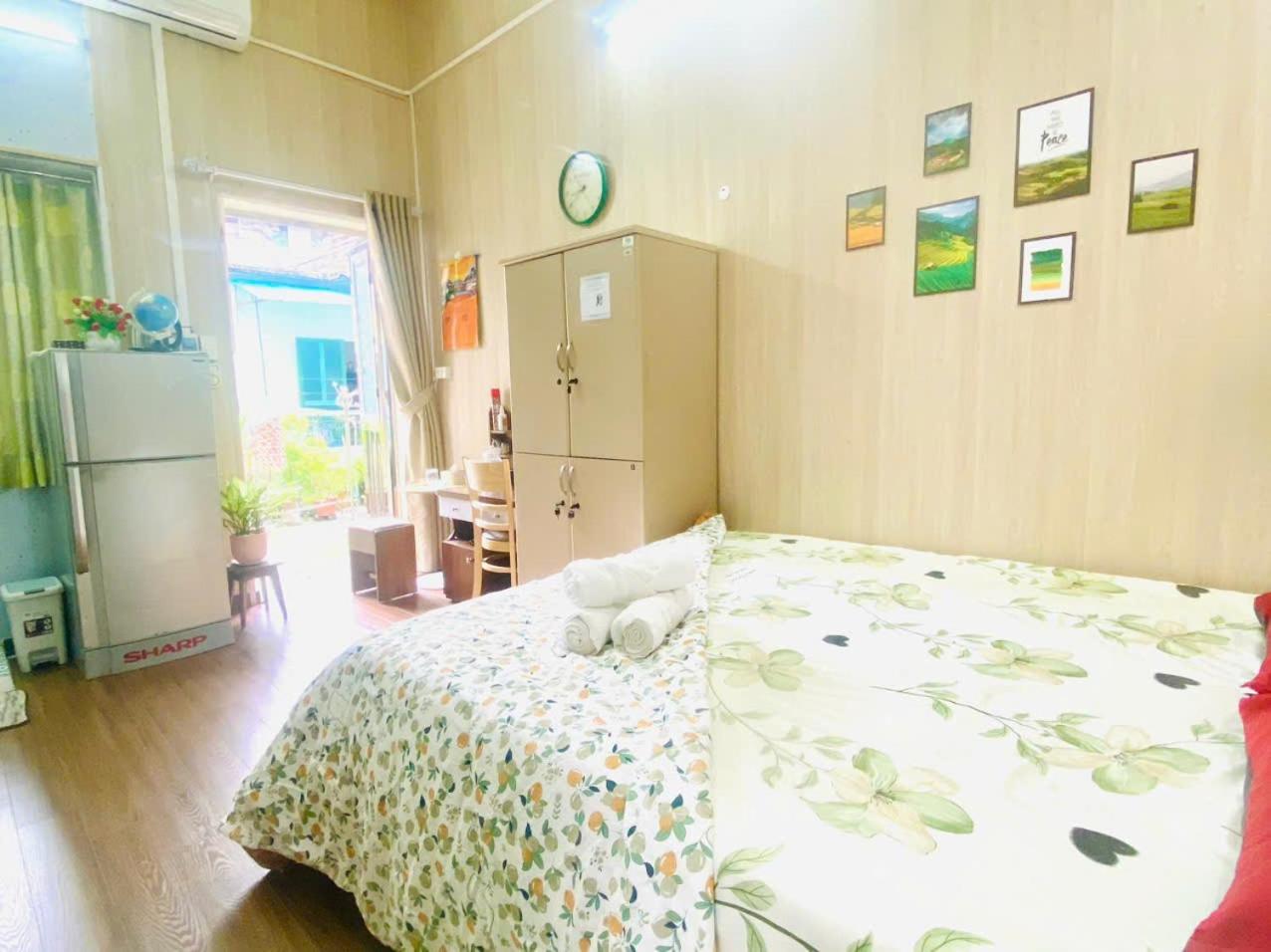 Cozy Homestay With Large Bed, Private Bathroom, Large Balcony Ανόι Εξωτερικό φωτογραφία